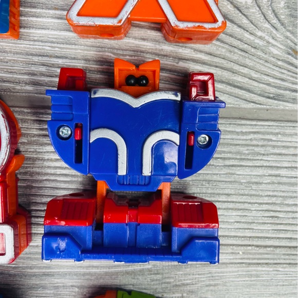 Vintage Lot of Transforming Alphabet Alphabot Robots Toy Educational Learning 34 - Picture 7 of 10